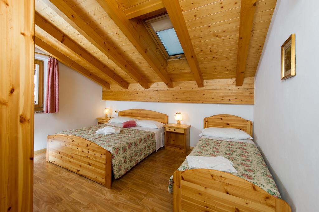 Residence Villa Boschetto การาโน ภายนอก รูปภาพ