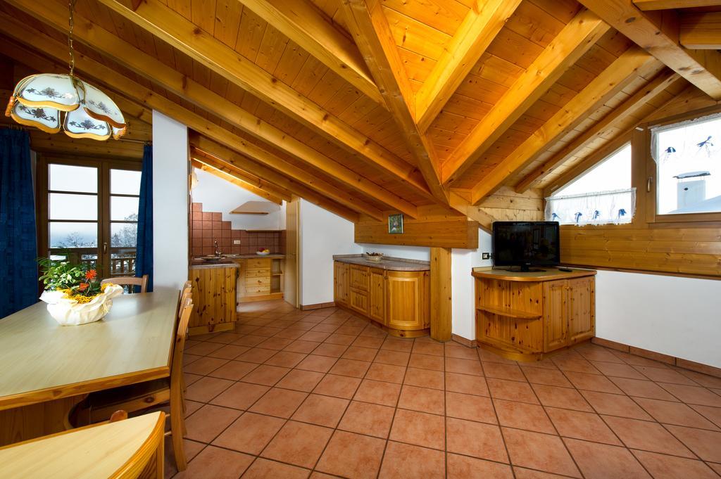 Residence Villa Boschetto การาโน ภายนอก รูปภาพ